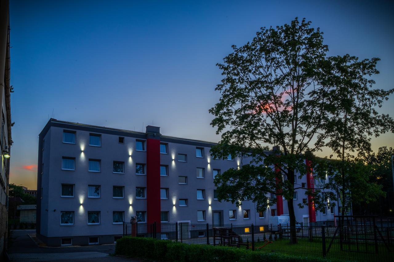 Zgoda Kompleks Hotelarski Świętochłowice Exterior foto